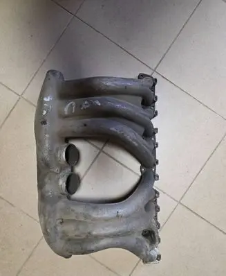 Mercedes-Benz E W124 Intake manifold 6061411001
