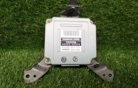Toyota Prius (XW20) Gearbox control unit/module 8953547010