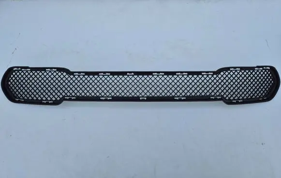 BMW X1 E84 Front bumper lower grill 2990368 14206411