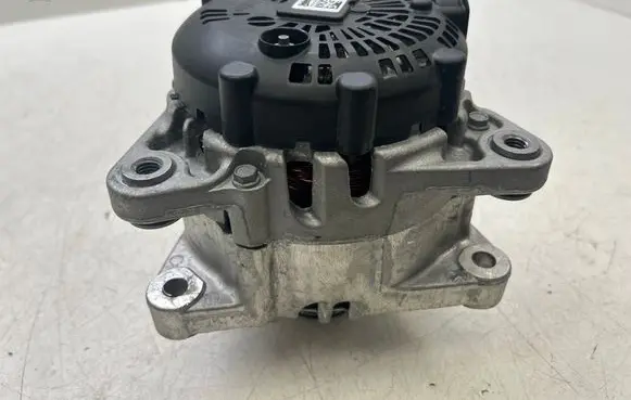 Citroen C3 Generator/alternator 9835689480