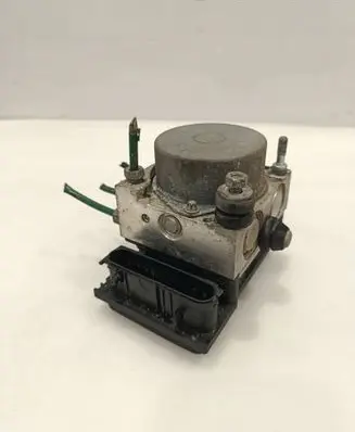 Renault Clio III ABS Pump 8200747140 0265232077