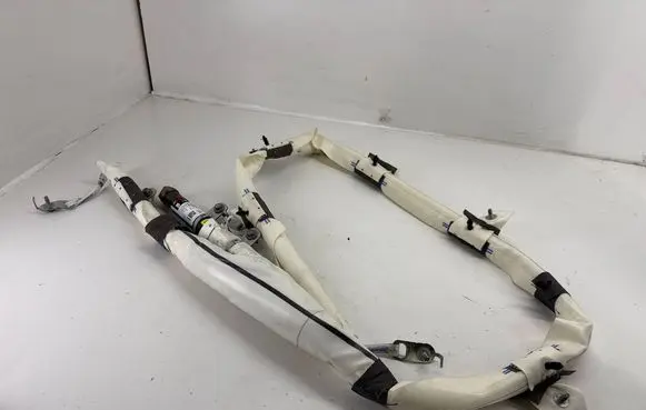 Tesla Model 3 Roof airbag 107782700F