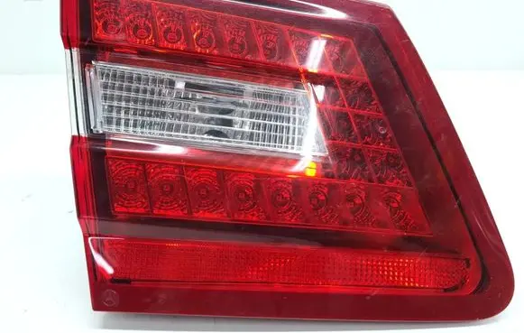 Mercedes-Benz E W212 Tailgate rear/tail lights 2128200964