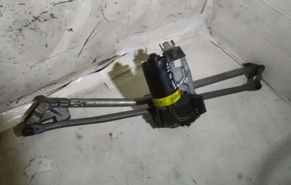 Audi A6 S6 C4 4A Front wiper linkage and motor 3397020259 4A1955023C