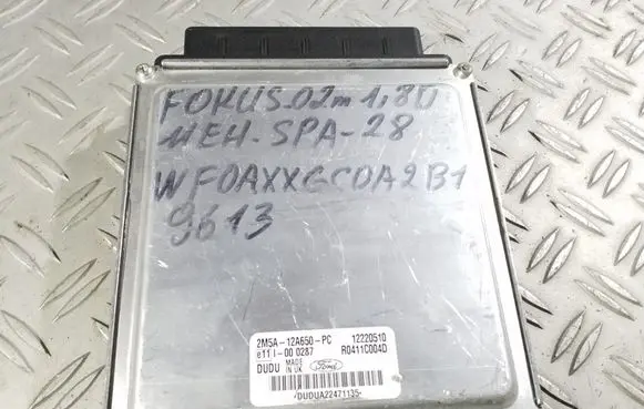 Ford Focus Engine control unit/module 2M5A12A650PC 12220510 R0411C004D