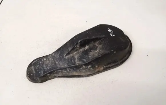 Renault Espace II Headlight/headlamp dust cover