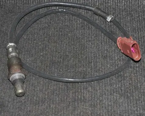 Volkswagen Up Lambda probe sensor 04C906262 1K0973804A