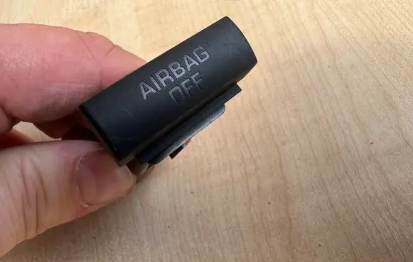 Skoda Octavia Mk2 (1Z) Passenger airbag on/off switch 1Z0919235B