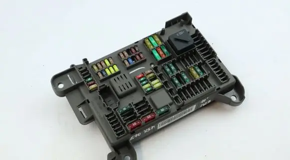 BMW X5M E70 Fuse module 518954021A 693168704