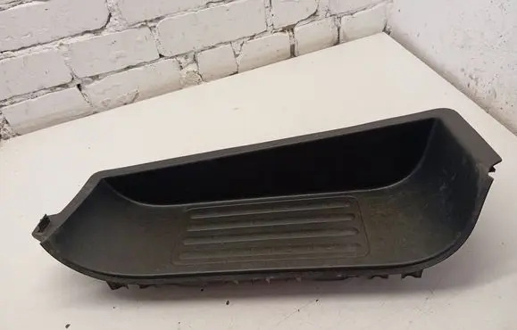 Volkswagen Multivan T5 Front sill trim cover 7H0863736D 7H0863736E