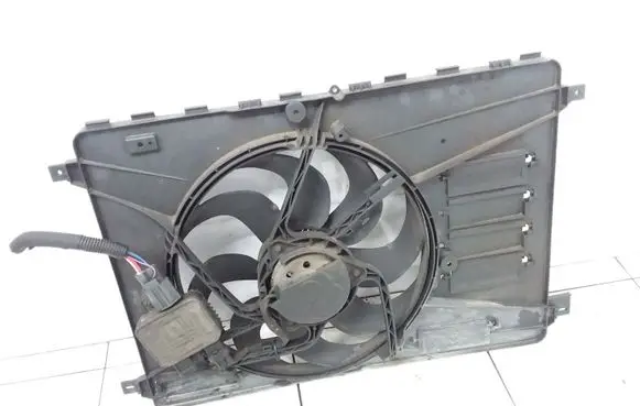 Volvo XC70 Electric radiator cooling fan 6G918C607MC 6G918C607MB 940007601