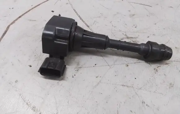 Nissan Maxima A34 High voltage ignition coil 224488J115