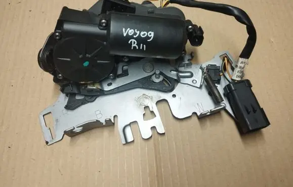 Chrysler Voyager Sliding door lock
