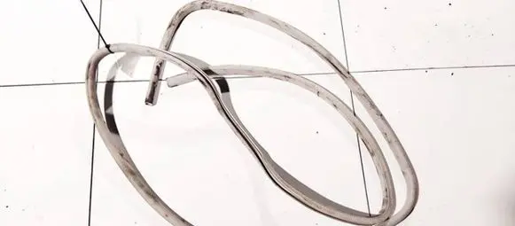 Peugeot 308 Rubber seal front coupe door 