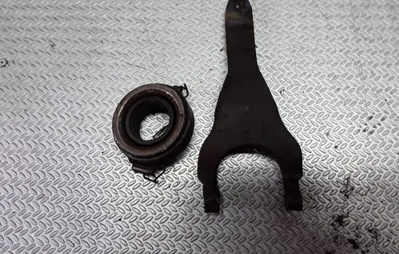 Toyota Corolla Verso E121 Slave cylinder release bearing 