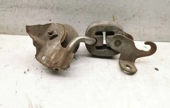 Muffler mount bracket/holder