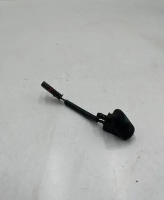 Mini Cooper Countryman R60 Windshield washer spray nozzle 75075279