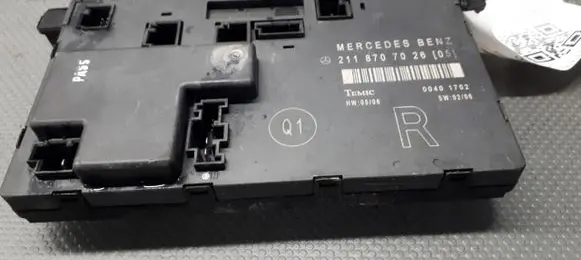 Mercedes-Benz E W211 Door control unit/module 2118707026