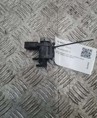 Volkswagen Golf VI Turbo solenoid valve 1K0906283A