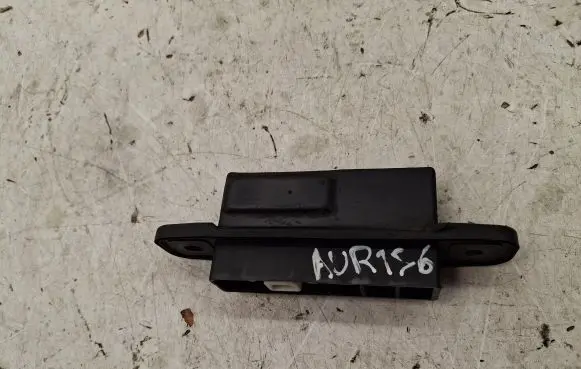 Toyota Auris 150 Tailgate release/open handle 8484028030