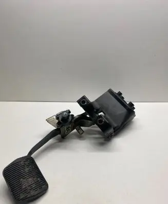 Jaguar XJ X350 Brake pedal 2R832450A