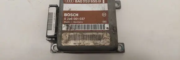 Audi A4 S4 B5 8D Airbag control unit/module 8A0959655B 0285001037
