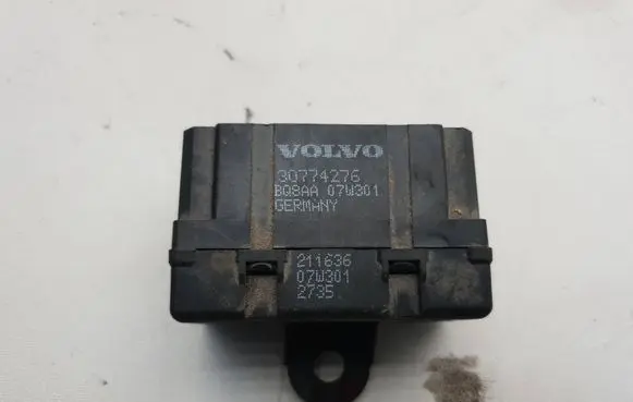 Volvo XC70 Steering wheel 30774276 211636 07W301