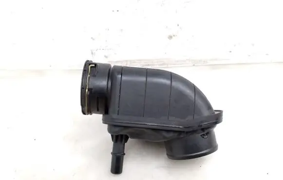 Ford Focus Air intake duct part