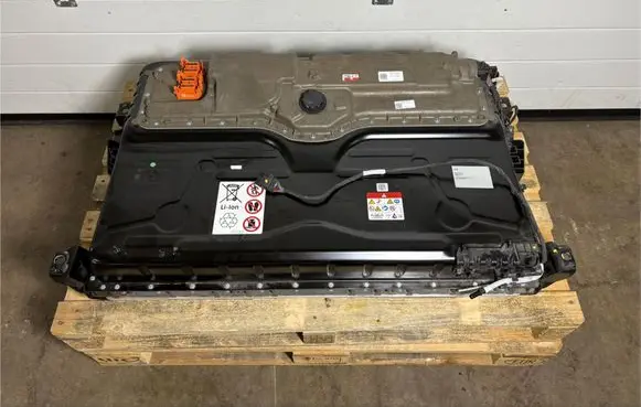 Volkswagen PASSAT B9 Hybrid / electric car battery 3WA915589G 3WA915250E 3WA915733D