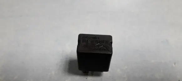 Renault Megane I Other relay 7700414484