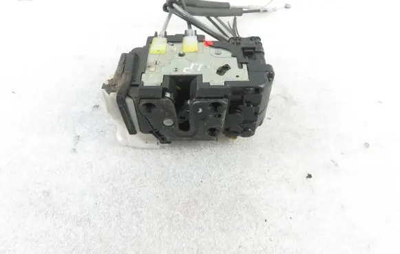 Hyundai i20 (PB PBT) Front door lock 
