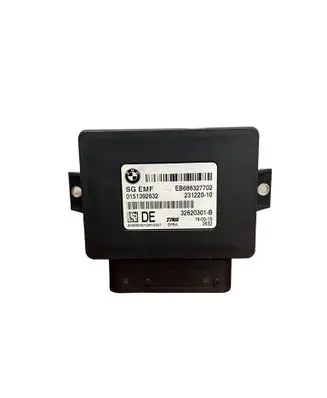 BMW 5 F10 F11 Hand brake control module EB686327702