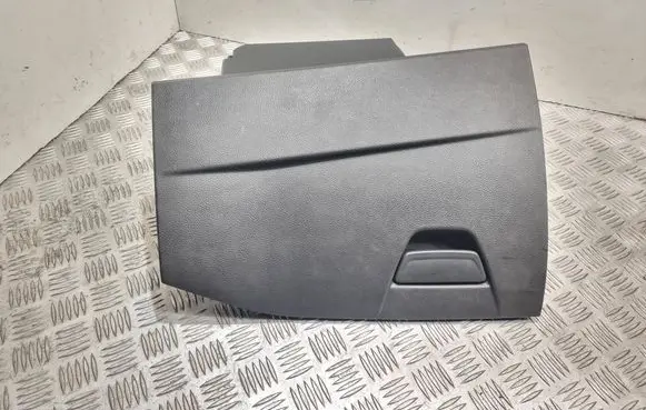 Ford Focus Glove box A06044