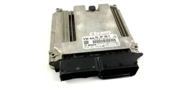 Volkswagen Tiguan Engine control unit/module 04L907309P 0281031483