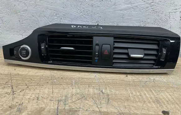 BMW X3 F25 Dash center air vent grill 9184742 9184743 17238711