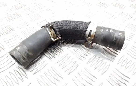 Mazda 6 Engine coolant pipe/hose