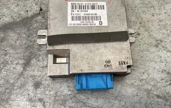 BMW 5 E39 Other control units/modules 6913349 01000160B5 051864