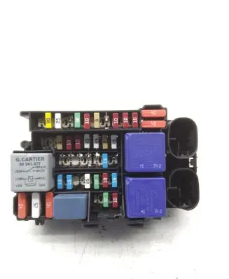 Renault Scenic III - Grand scenic III Fuse module