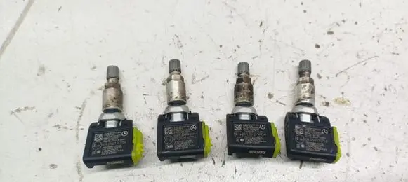 Mercedes-Benz C W205 Tire pressure sensor A0009053907