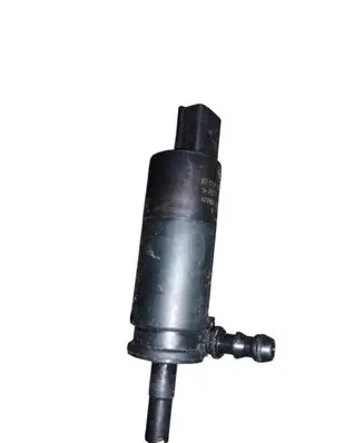 BMW 1 E81 E87 Headlight washer pump 6973097