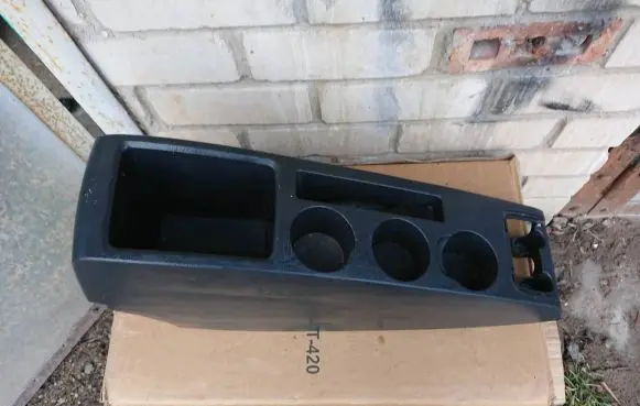 Toyota Corolla Verso E121 Center console 589110F010