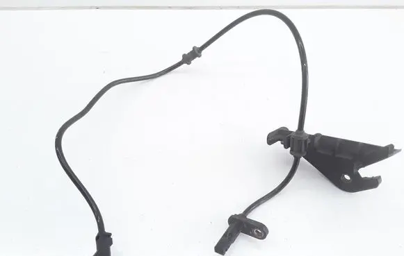 Mercedes-Benz E W212 ABS rear brake sensor A2125402117