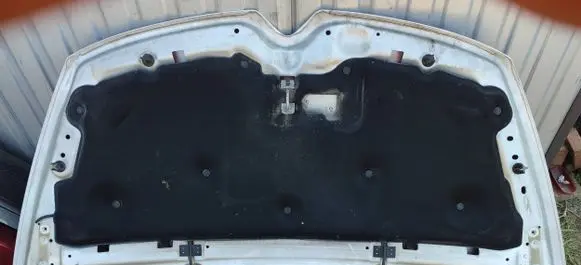 Citroen C4 II Engine bonnet/hood sound/heat insulation 