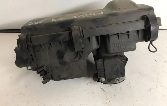 Toyota Prius (NHW20) Air filter box 21140 1001406970