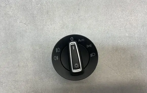Volkswagen Golf VII Light switch 5G0941431BD