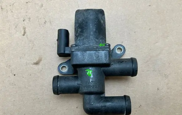 Porsche Cayenne (92A) Coolant heater control valve 1T0820036D