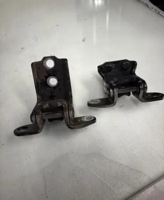 Mitsubishi Eclipse Cross Rear door hinge set 