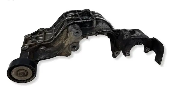 Alfa Romeo 159 Generator/alternator bracket 55199961