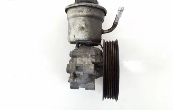 Toyota Avensis T250 Power steering pump 4431005120