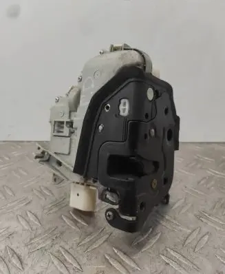 Audi A7 S7 4G Front door lock 8J2837016C